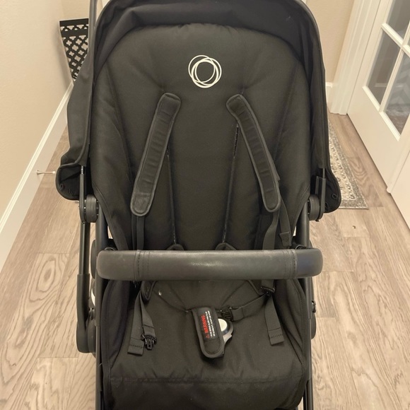 Bugaboo Fox 2 Stroller and Bassinet - Picture 7 of 9